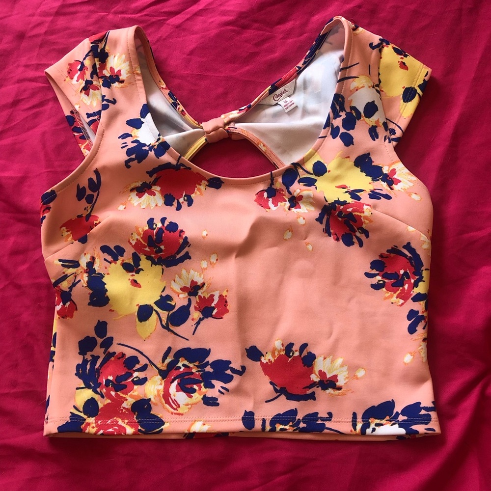Can never go wrong with a two piece floral set 😍